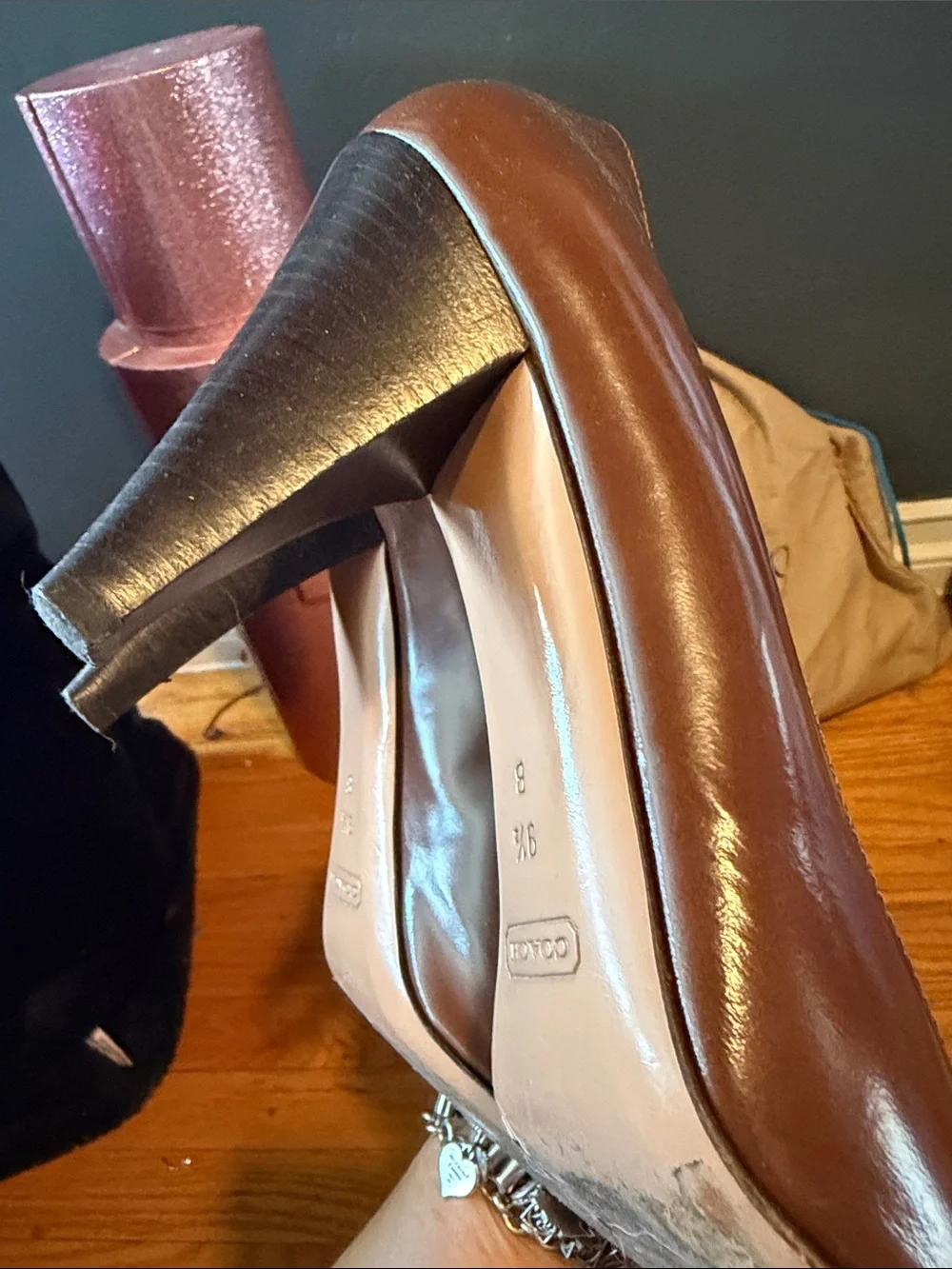 VTG Coach Brown Pointed Leather Heels Geenie made in Italy  9 1/2 B
